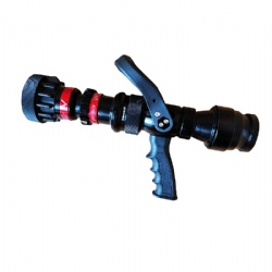 Double water-curtain fire hose nozzles